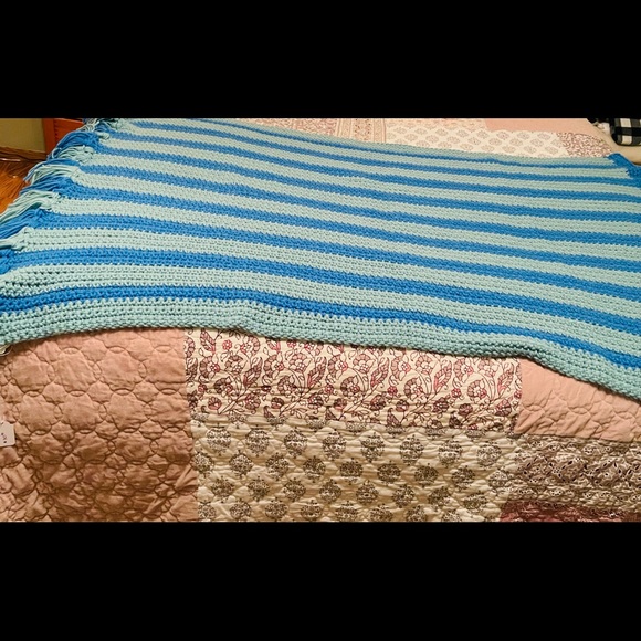 Brand New Homemade Crochet Throw - Picture 5 of 6